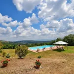 펜션 By Casamerina, House With Private Pool & Great Views