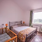 펜션 By Casamerina, House With Private Pool & Great Views *